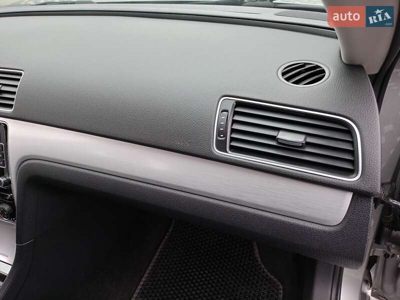 Седан Volkswagen Passat 2012 в Шепетівці