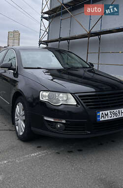 Седан Volkswagen Passat 2007 в Киеве