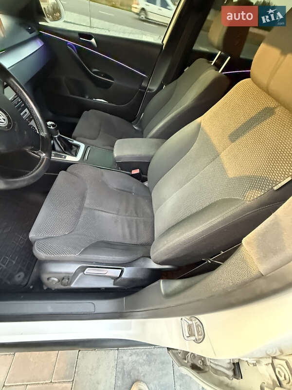 Универсал Volkswagen Passat 2008 в Луцке