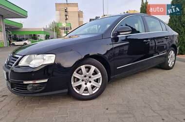 Седан Volkswagen Passat 2009 в  фото 53 Седан Volkswagen Passat 2009 в