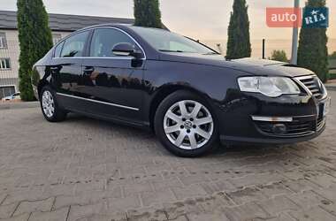 Седан Volkswagen Passat 2009 в  фото 58 Седан Volkswagen Passat 2009 в