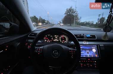 Универсал Volkswagen Passat 2013 в 