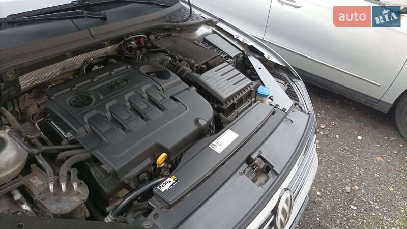 Універсал Volkswagen Passat 2016 в Тернополі