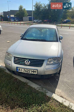 Седан Volkswagen Passat 2004 в  Седан Volkswagen Passat 2004 в