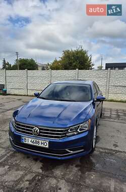 Седан Volkswagen Passat 2016 в Олександрії