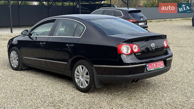 Седан Volkswagen Passat 2010 в Калуше