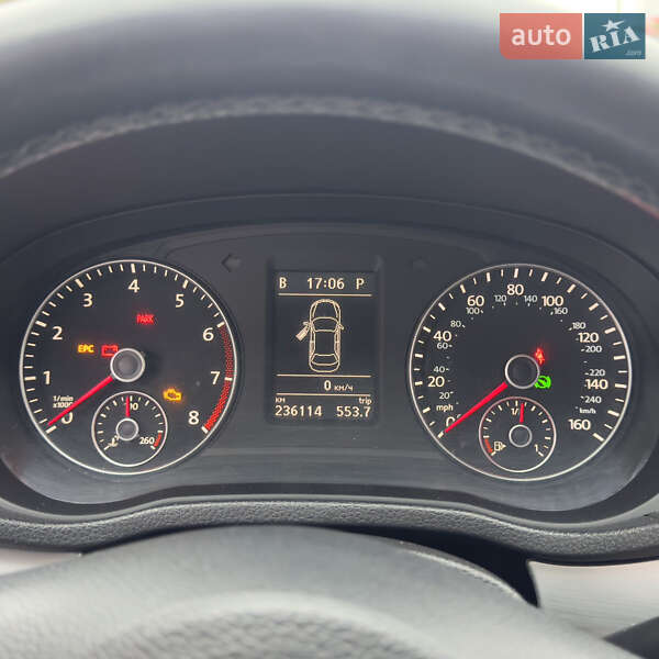 Седан Volkswagen Passat 2011 в Киеве фото 6 Седан Volkswagen Passat 2011 в Киеве