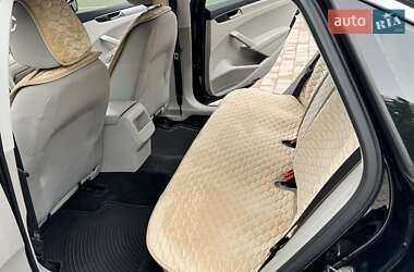 Седан Volkswagen Passat 2016 в 