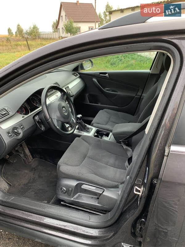 Универсал Volkswagen Passat 2010 в Дерно фото 18 Универсал Volkswagen Passat 2010 в Дерно