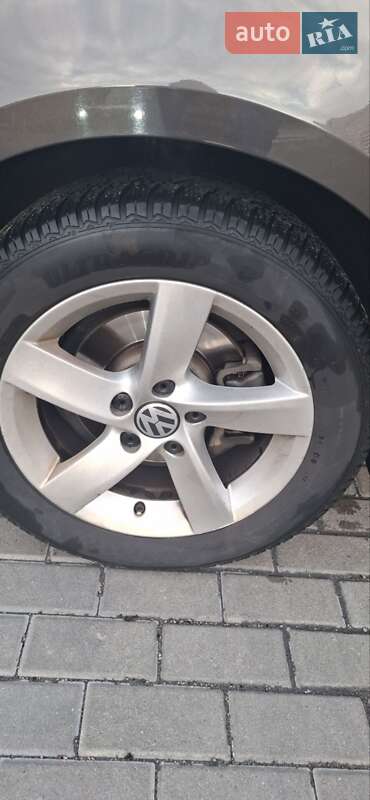 Седан Volkswagen Passat 2014 в Киеве фото 9 Седан Volkswagen Passat 2014 в Киеве