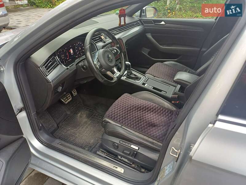 Універсал Volkswagen Passat 2017 в Ізяславі фото 14 Універсал Volkswagen Passat 2017 в Ізяславі