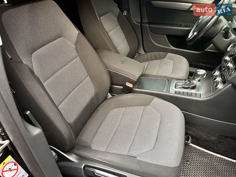 Универсал Volkswagen Passat 2013 в Кропивницком фото 18 Универсал Volkswagen Passat 2013 в Кропивницком