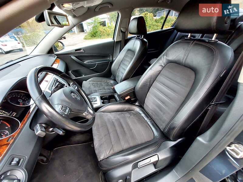Седан Volkswagen Passat 2010 в Киеве