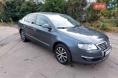 Седан Volkswagen Passat 2010 в Киеве