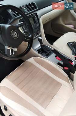 Седан Volkswagen Passat 2015 в Виннице