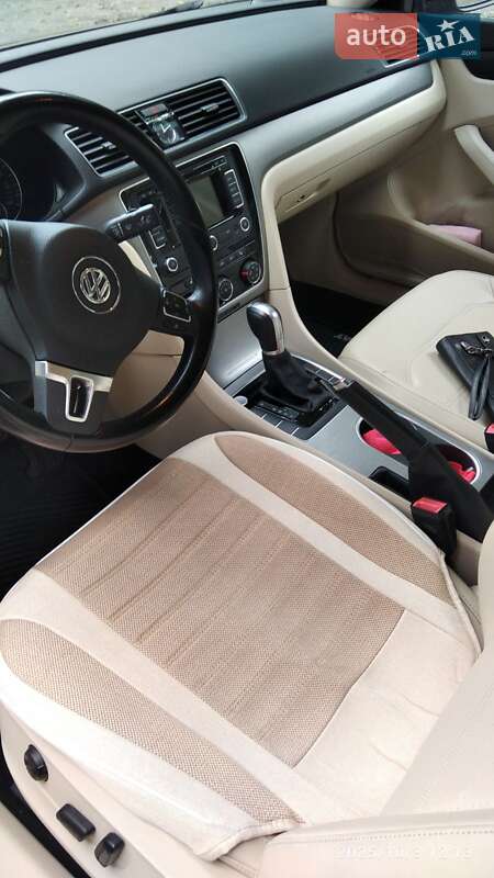 Седан Volkswagen Passat 2015 в Вінниці