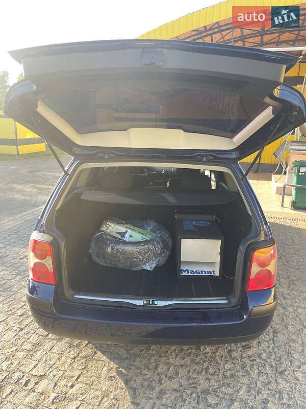 Универсал Volkswagen Passat 2001 в Гайвороне