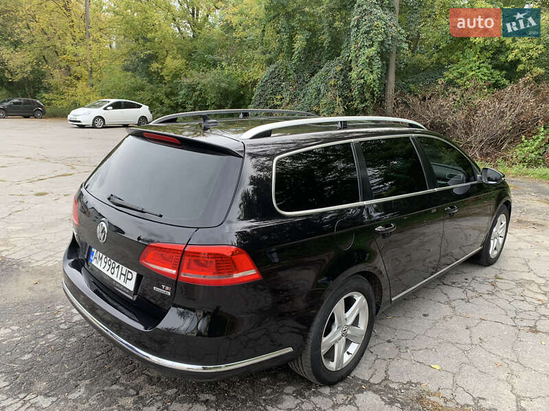 Универсал Volkswagen Passat 2013 в Житомире