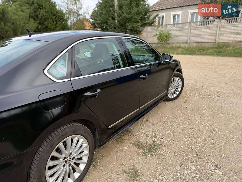 Седан Volkswagen Passat 2016 в Кривом Роге