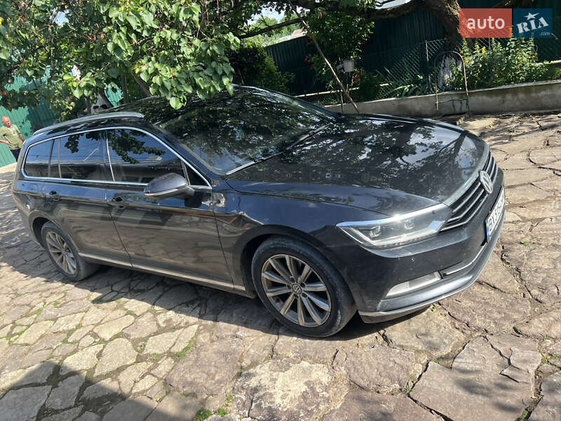 Универсал Volkswagen Passat 2015 в Львове