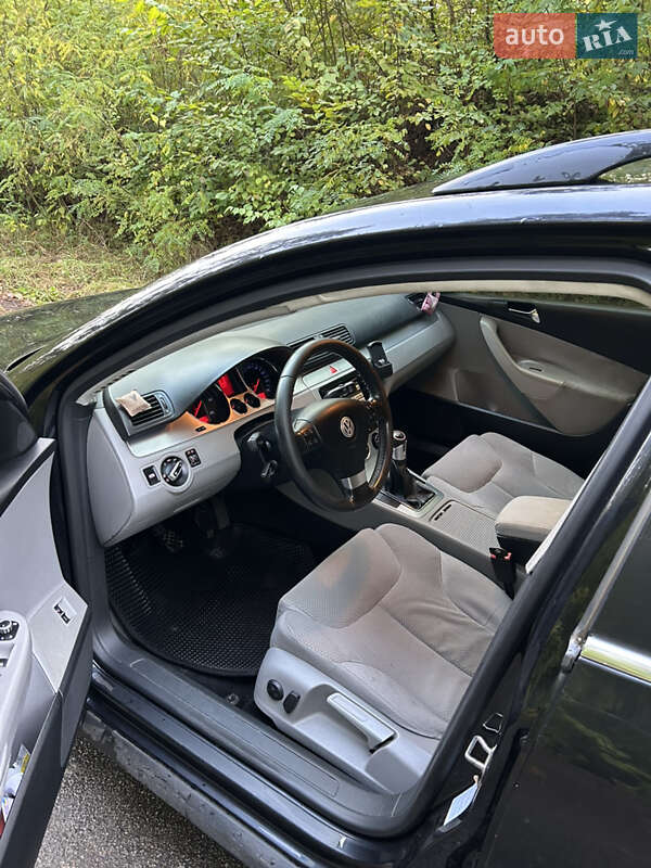 Седан Volkswagen Passat 2005 в Киеве фото 11 Седан Volkswagen Passat 2005 в Киеве