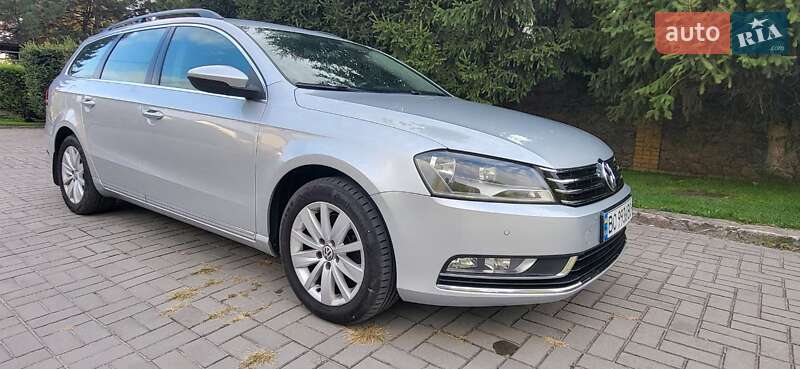 Универсал Volkswagen Passat 2011 в Запорожье