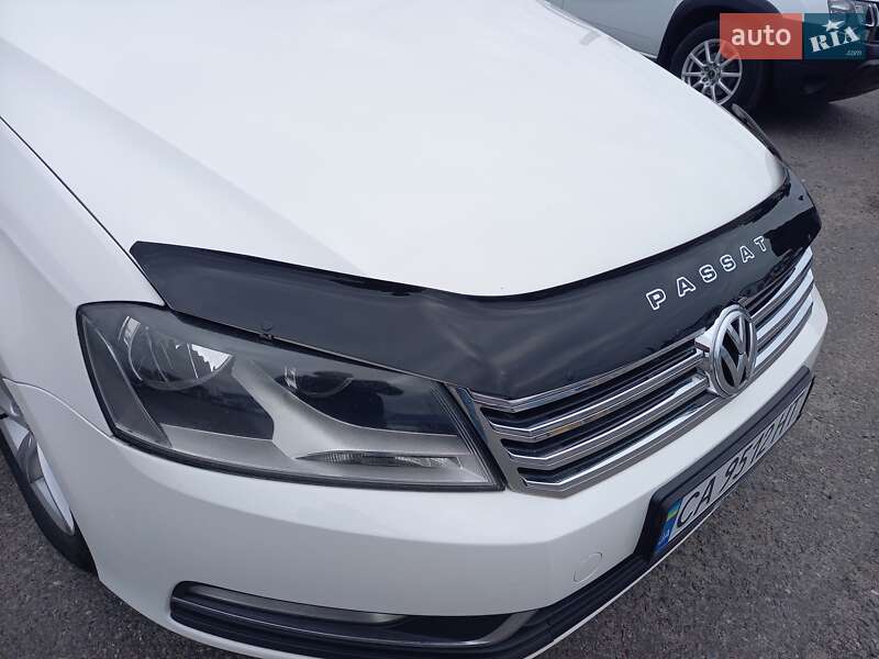 Седан Volkswagen Passat 2012 в Черкассах