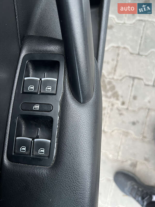 Седан Volkswagen Passat 2014 в Фастове