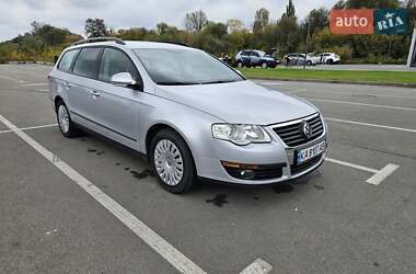 Універсал Volkswagen Passat 2009 в  фото 7 Універсал Volkswagen Passat 2009 в