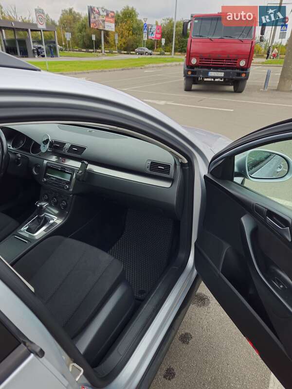 Универсал Volkswagen Passat 2009 в Ирпене