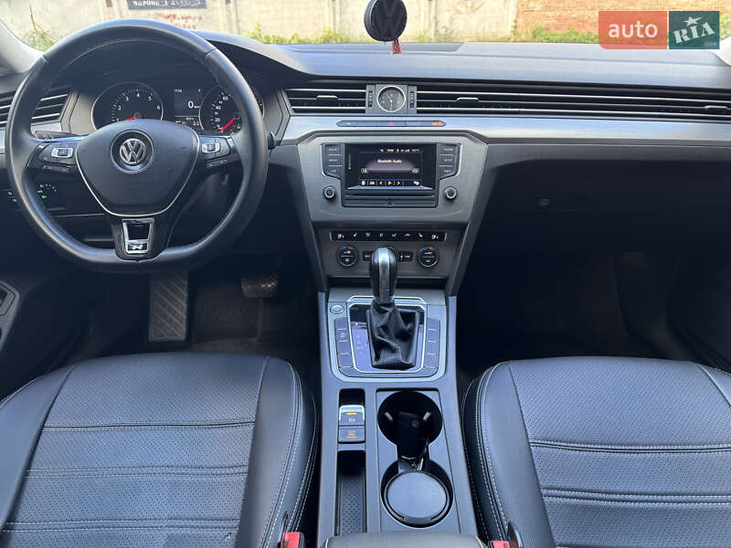 Седан Volkswagen Passat 2017 в Прилуках фото 9 Седан Volkswagen Passat 2017 в Прилуках