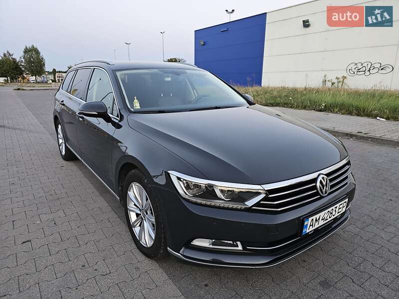 Универсал Volkswagen Passat 2017 в Барановке