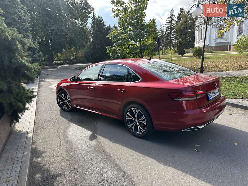 Седан Volkswagen Passat 2020 в Полтаве