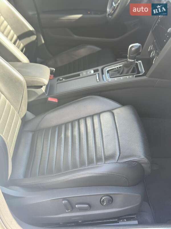 Седан Volkswagen Passat 2018 в Полтаве фото 26 Седан Volkswagen Passat 2018 в Полтаве