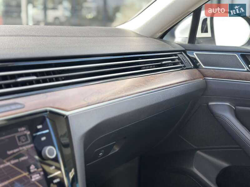 Седан Volkswagen Passat 2018 в Полтаве фото 55 Седан Volkswagen Passat 2018 в Полтаве