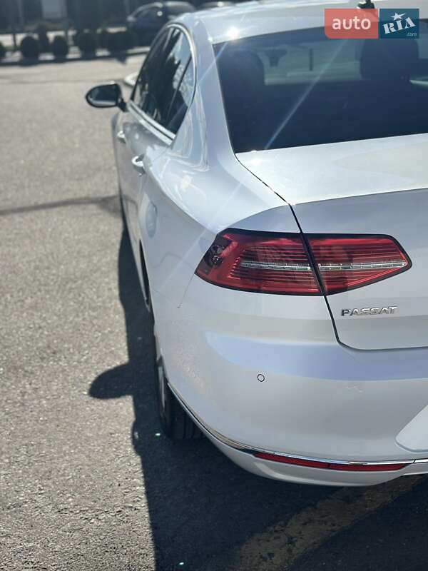 Седан Volkswagen Passat 2018 в Полтаве фото 12 Седан Volkswagen Passat 2018 в Полтаве