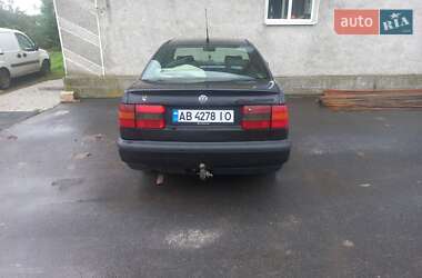 Седан Volkswagen Passat 1996 в Літині