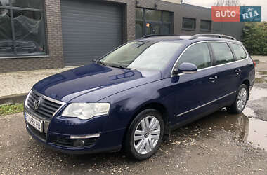 Универсал Volkswagen Passat 2009 в Хмельницком