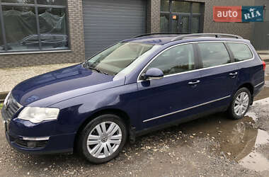 Універсал Volkswagen Passat 2009 в Хмельницькому