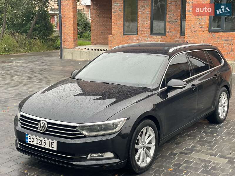 Универсал Volkswagen Passat 2016 в Староконстантинове