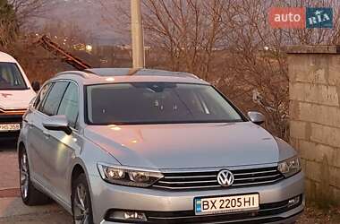 Универсал Volkswagen Passat 2017 в Хмельницком