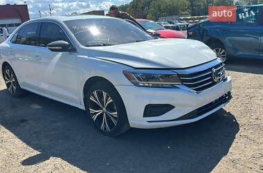 Седан Volkswagen Passat 2022 в Вінниці
