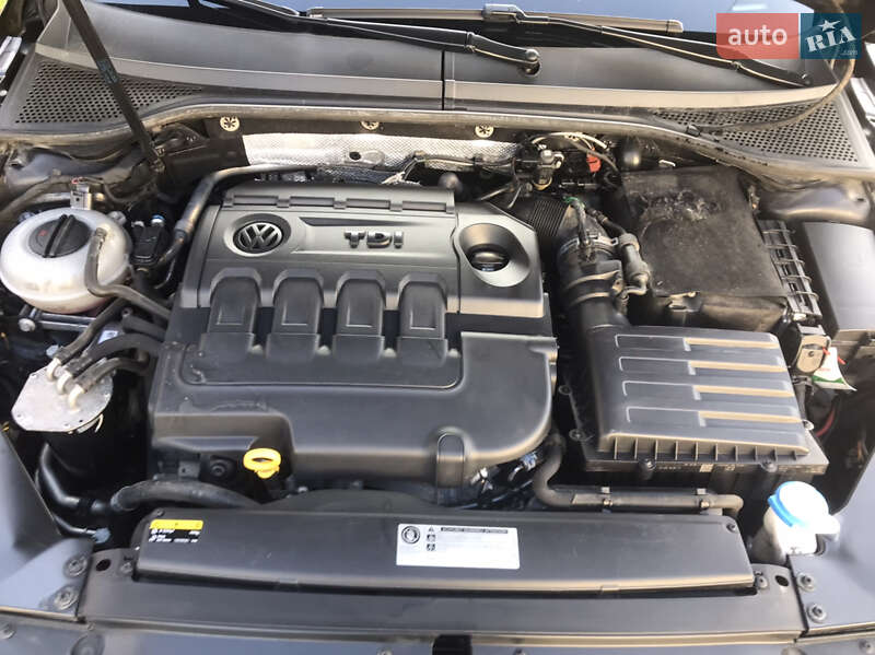 Седан Volkswagen Passat 2017 в Львові