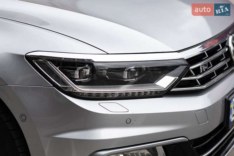 Универсал Volkswagen Passat 2018 в Зборове фото 17 Универсал Volkswagen Passat 2018 в Зборове