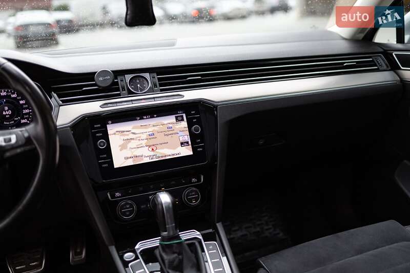 Универсал Volkswagen Passat 2018 в Зборове фото 28 Универсал Volkswagen Passat 2018 в Зборове