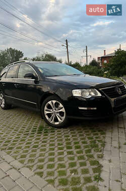 Універсал Volkswagen Passat 2010 в Києві