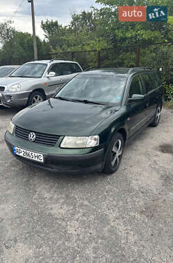 Універсал Volkswagen Passat 1998 в Запоріжжі