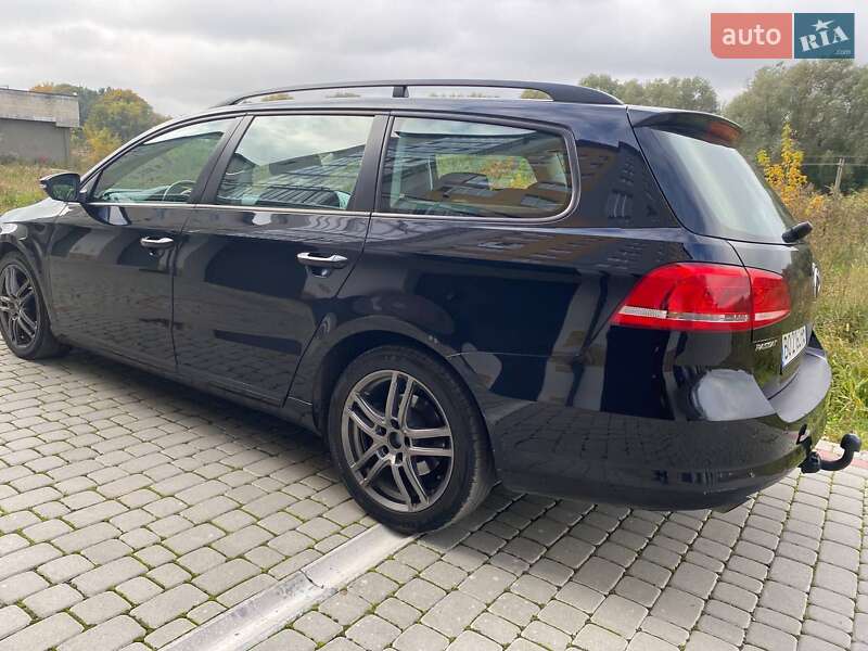 Універсал Volkswagen Passat 2013 в Тернополі