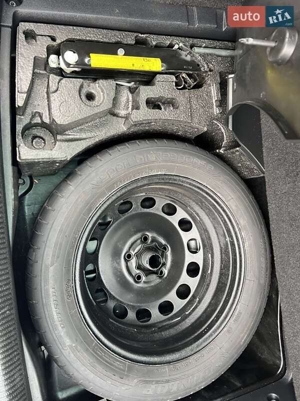 Универсал Volkswagen Passat 2011 в Дубно фото 46 Универсал Volkswagen Passat 2011 в Дубно