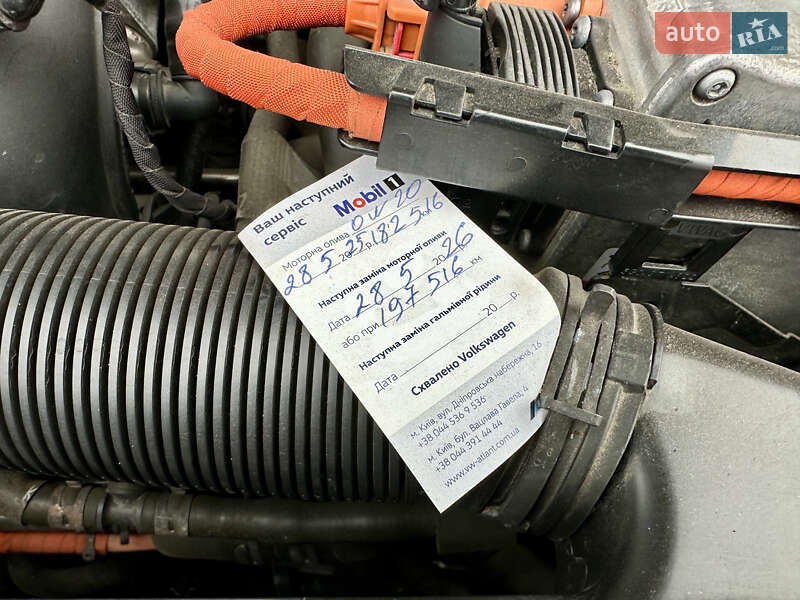 Универсал Volkswagen Passat 2020 в Киеве